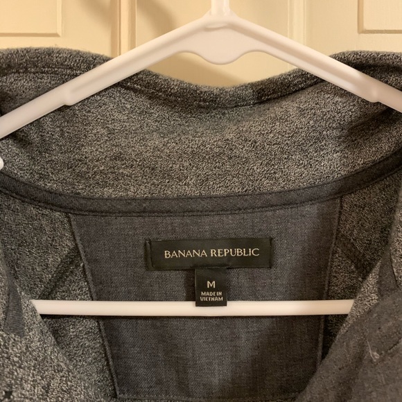 Banana Republic sweater with buttons - Picture 2 of 2